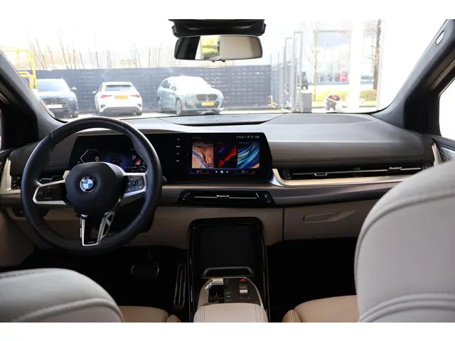 BMW 2 Serie Active Tourer 218i 2024 Benzine 9