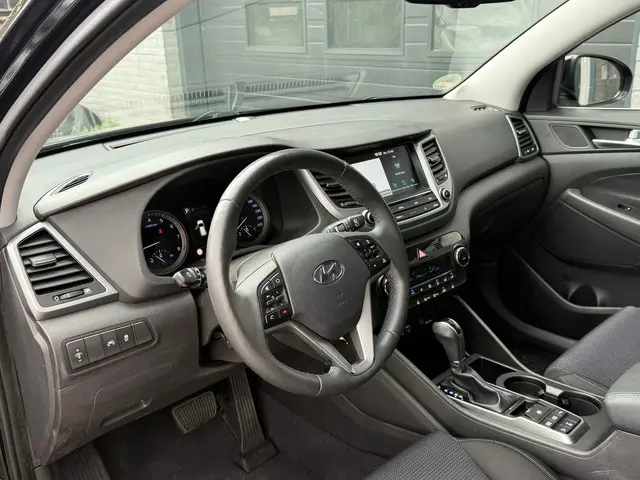 Hyundai Tucson 1.6 T-GDi Comfort 4WD 2017 Benzine 5