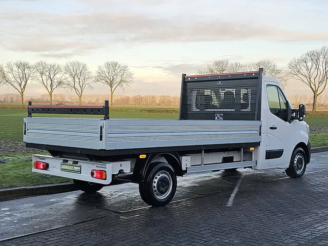 Renault Master 2.3 2024 Diesel 3