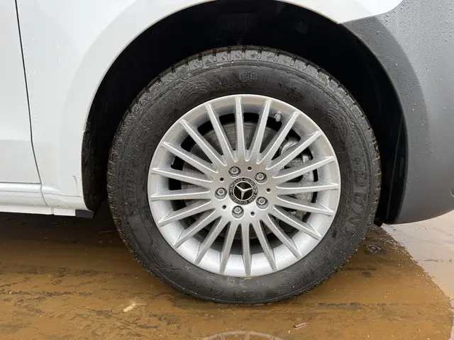 Mercedes-Benz eVito 112 Pro 66kWh 2024 Elektrisch 28