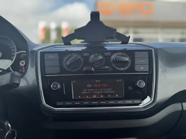 Volkswagen up! 1.0|Airco|Led dagrij|Elec ramen 2021 Benzine 14