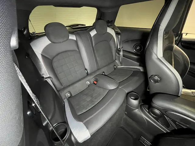 MINI Cooper Mini 2.0 John Works Chili 2019 Benzine 12