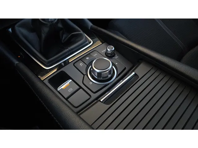 Mazda 3 2.0 SkyActiv-G Exclusive-Line 2018 Benzine 15