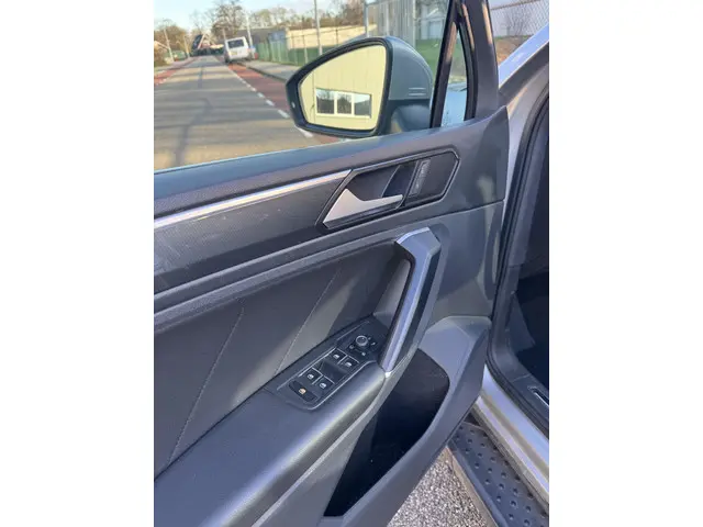 Volkswagen Tiguan 2.0 TSI 4Motion Highline 2016 Benzine 12