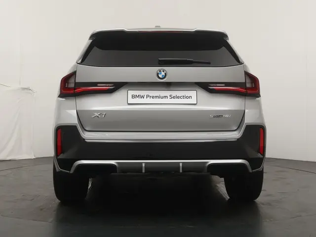 BMW X1 sDrive18i 2025 Benzine 10