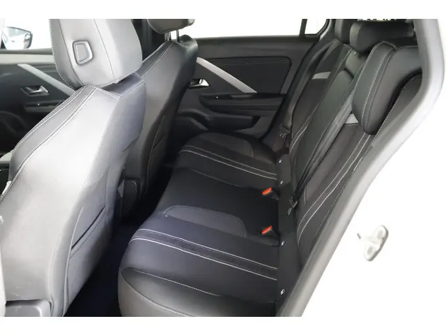 Opel Astra Electric 54 kWh GS 2025 Elektrisch 11