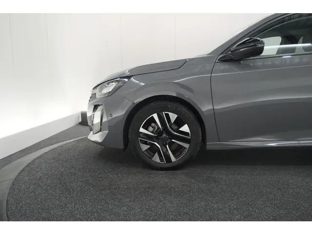 Peugeot 208 PureTech 100 Allure 2024 Benzine 23