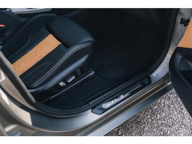 BMW X4 M Competition 2020 Benzine 47