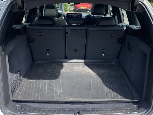 BMW iX3 High Executive 80 kWh 2022 Elektrisch 14