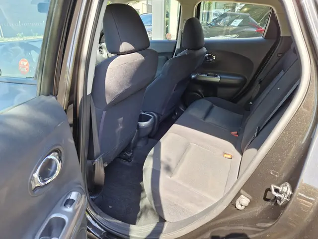 Nissan Juke 1.6 Acenta/NAVI/CAMERA/LMV 2012 Benzine 4