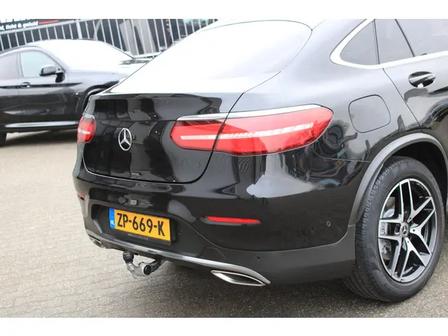 Mercedes-Benz GLC Coupé 250 4M AMG 2019 Benzine 11