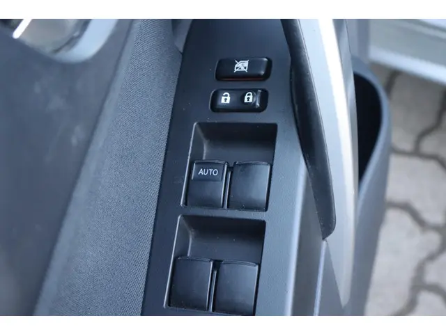 Toyota Auris 1.8 Hybrid Aspiration 2013 Hybride Benzine 22