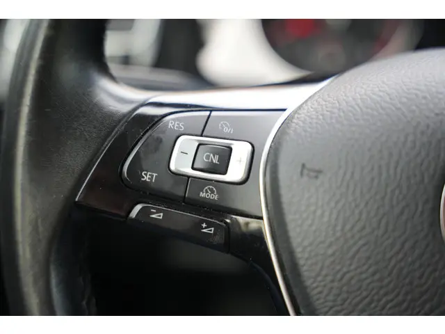 Volkswagen Golf 1.2 TSI Highline 2013 Benzine 22