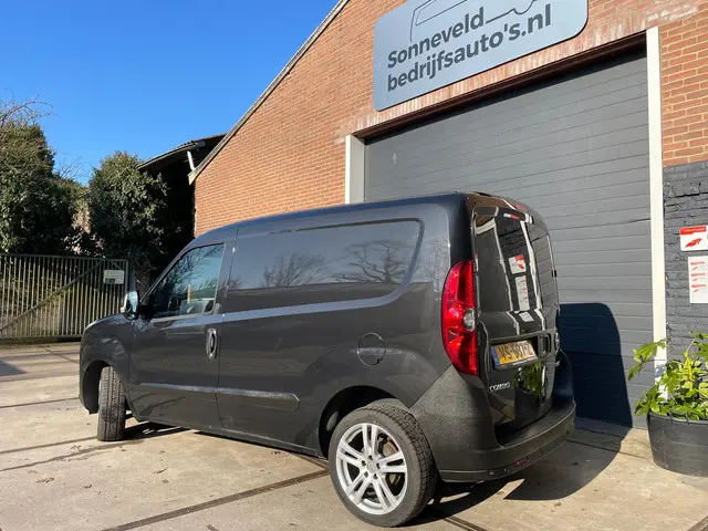 Opel Combo 1.3 CDTi L1H1 ecoFLEX 2016 Diesel 4
