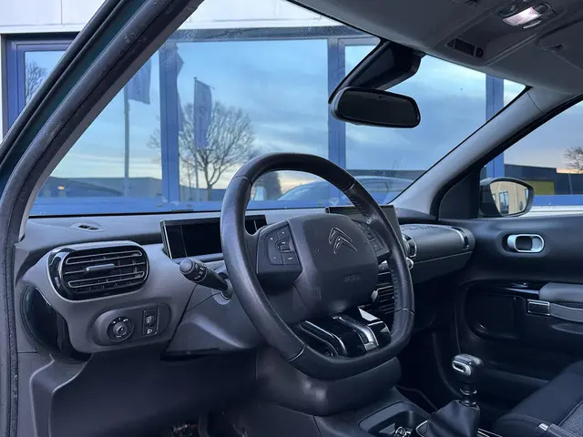 Citroën C4 Cactus 1.2 PureTech Shine 2019 Benzine 13