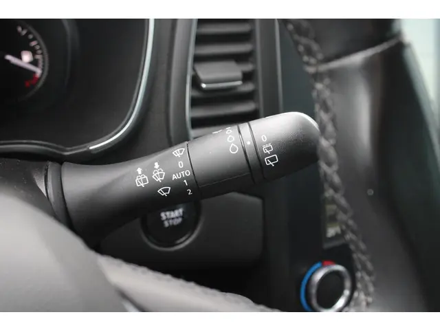 Renault Mégane Estate 1.3 TCe Bose 2020 Benzine 24