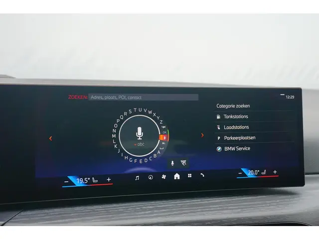 BMW 3 Serie Touring 330e 2025 Hybride Benzine 24