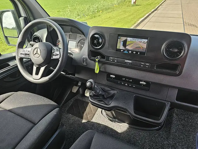 Mercedes-Benz Sprinter 317 2023 Diesel 8
