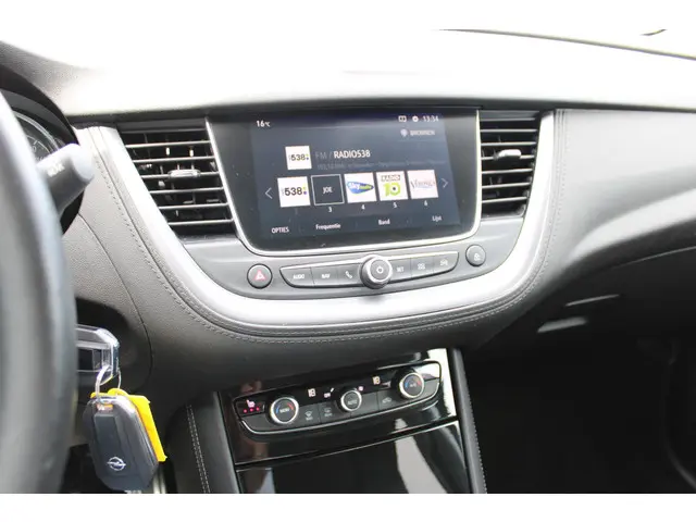Opel Grandland X 1.2T 130 INNOVATION 2019 Benzine 20