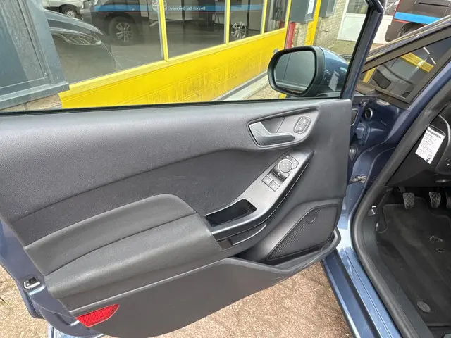 Ford Fiesta 1.1 Trend 2018 Benzine 8