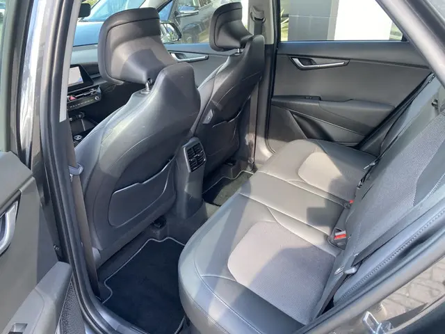 Kia Niro 1.6 GDi Hybrid DynamicLine 2024 Hybride Benzine 5