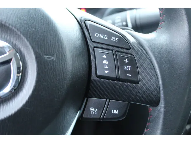 Mazda 3 2.0 GT-M//Bose//Automaat//Navi!! 2014 Benzine 12