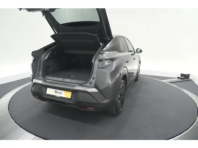 Peugeot 3008 1.2 Hybrid 136 GT 2025 Hybride Benzine 57