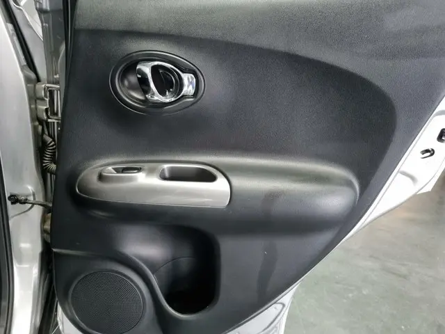 Nissan Juke 1.6 Acenta automaat 2015 Benzine 22