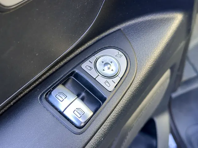 Mercedes-Benz Vito 119 CDI Extra Lang 2022 Diesel 15