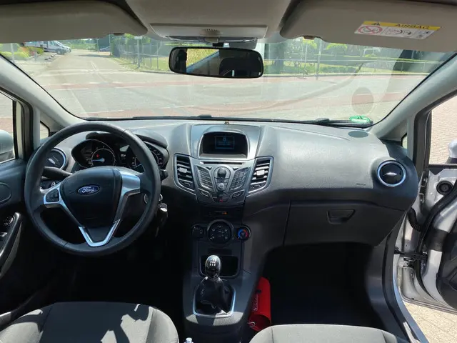 Ford Fiesta 1.0 Style 2014 Benzine 10