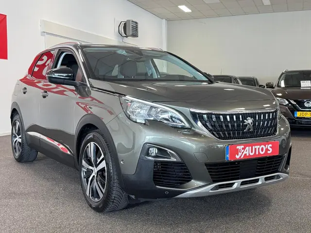 Peugeot 3008 1.2 PureTech Première 2017 Benzine 7