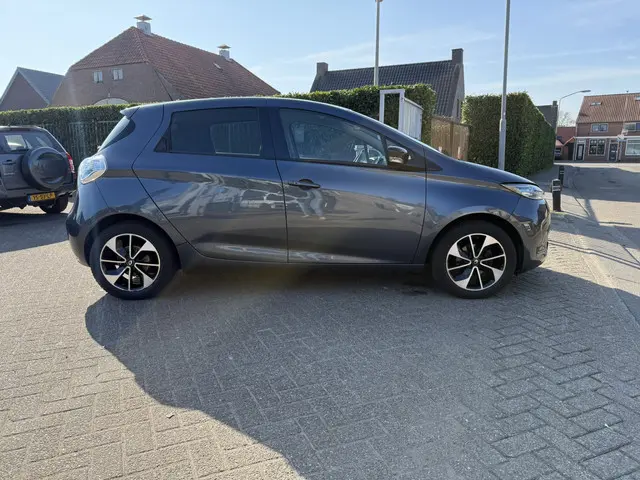 Renault ZOE R90 BOSE 41KWH 2018 Elektrisch 7