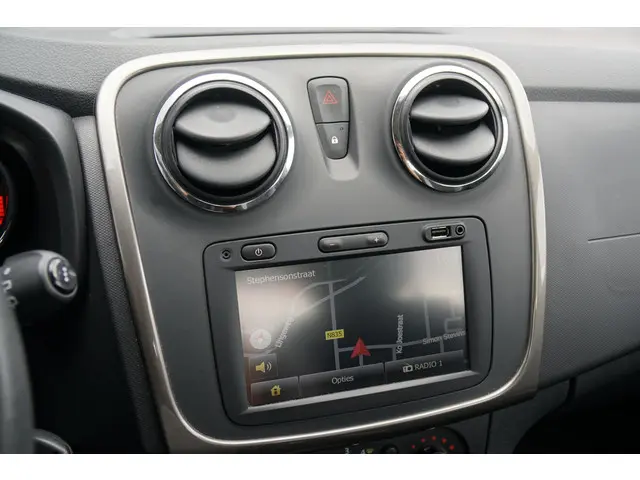 Dacia Sandero Stepway 0.9 TCe Lauréate 2014 Benzine 18