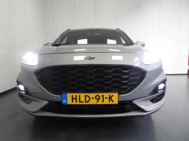 Ford Kuga 2.5 PHEV Plug-In ST-Line 2022 Hybride Benzine 39