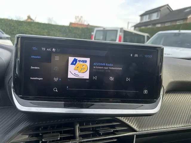 Peugeot 2008 1.2 Turbo 100PK Allure 2024 Benzine 12