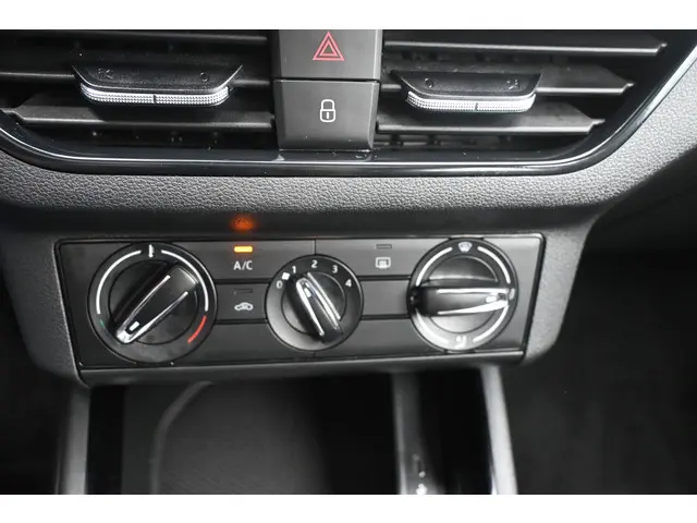 Škoda Kamiq 1.0 TSI Ambition 2021 Benzine 22