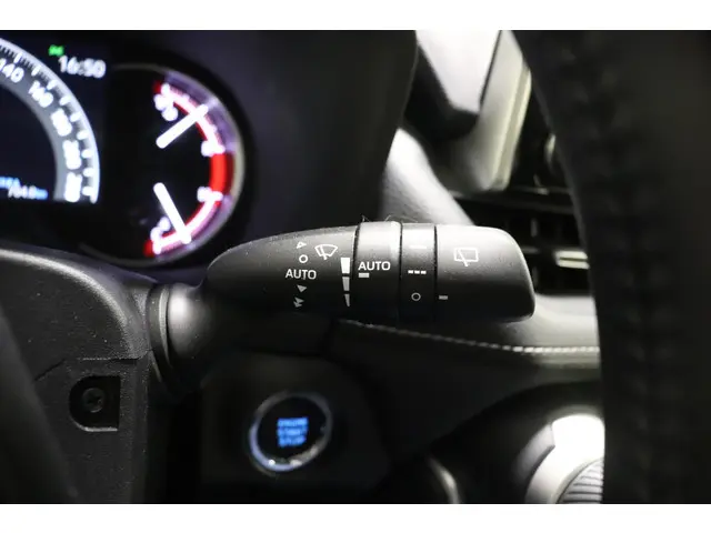 Toyota RAV4 2.0 VVT-iE Active Limited, 2020 Benzine 20