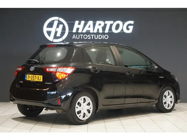 Toyota Yaris 2