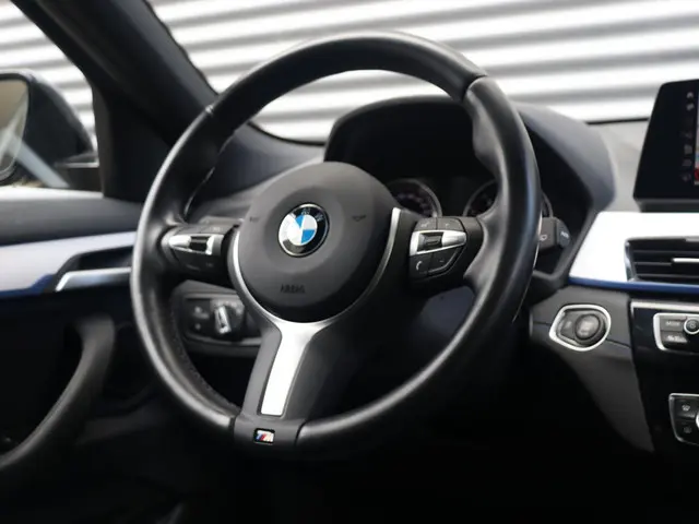 BMW X2 sDrive18i 2022 Benzine 31