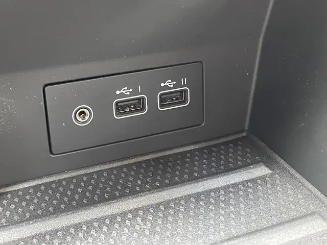 Renault Captur 1.3 mild hybrid 160 iconic 2024 Benzine 29