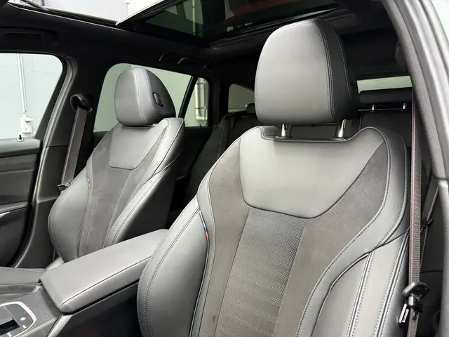 BMW 3 Serie Touring 330e xDrive 2024 Hybride Benzine 10