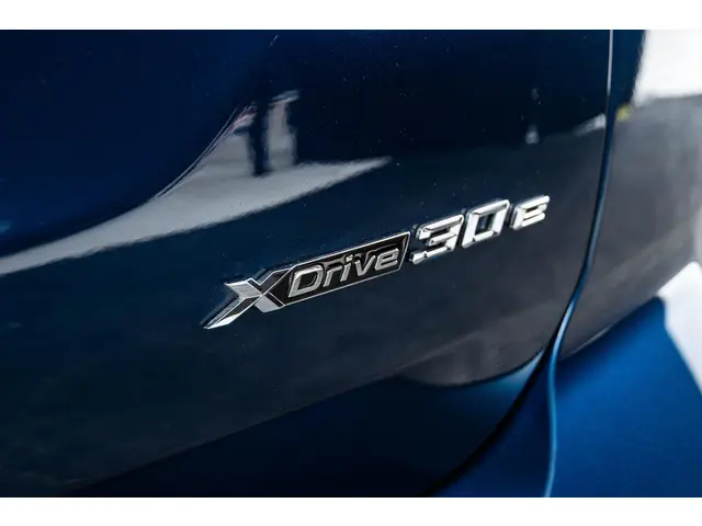 BMW X3 xDrive30e 2022 Hybride Benzine 51