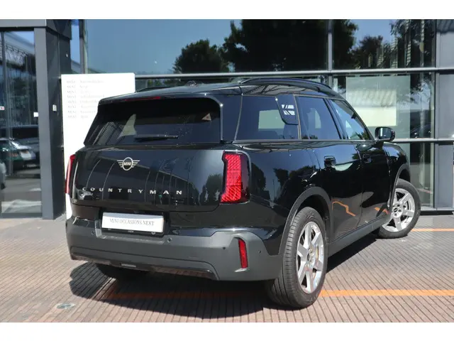MINI Countryman C 2025 Benzine 4