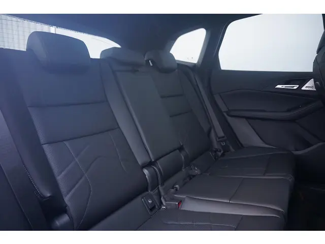 BMW 2 Serie Active Tourer 218i 2026 Benzine 12