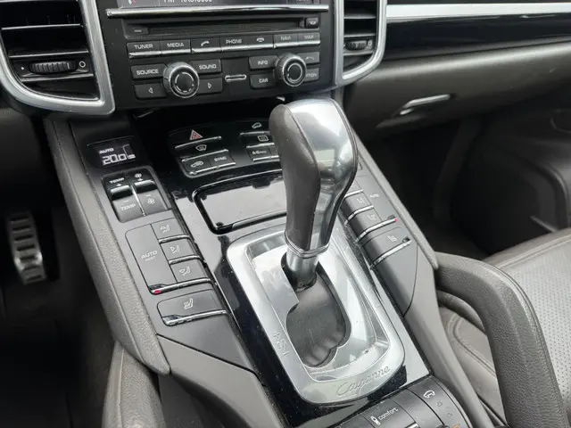 Porsche Cayenne 3.0 S E-Hybrid 2015 Hybride Benzine 20