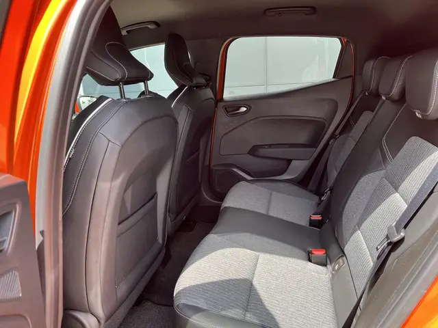 Renault Clio 1.0 TCe Intens 2021 Benzine 10