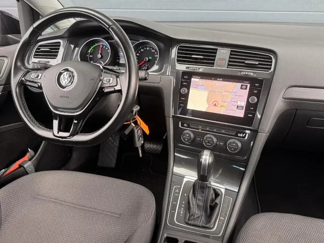 Volkswagen e-Golf E-DITION 2020 Elektrisch 8