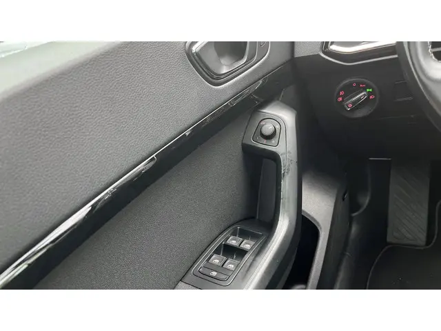 SEAT Ateca 1.4 EcoTSI Xcellence 2017 Benzine 14