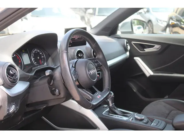 Audi Q2 1.0 TFSI Sport Pro Line S 2018 Benzine 4