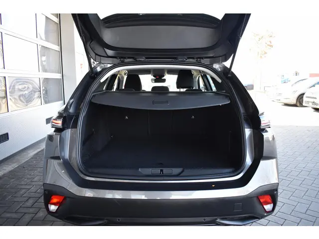 Peugeot 308 SW 1.2 PT Active Pack Business 2023 Benzine 23